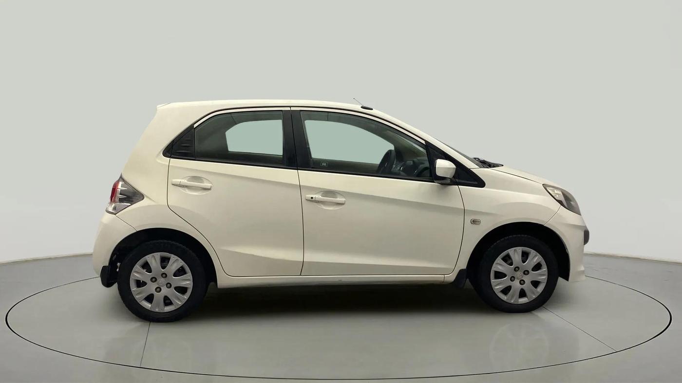2014 Honda Brio S MT, Petrol, Manual, 1,26,416 km, Right Side View