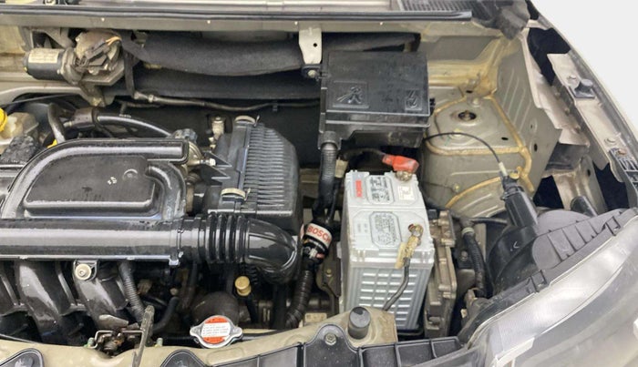 2018 Renault Kwid RXT 1.0 AMT, Petrol, Automatic, 49,559 km, Engine View - Left