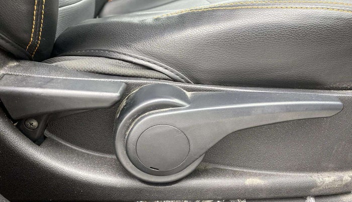 2019 Tata Tiago XZ PETROL, Petrol, Manual, 57,719 km, Driver Side Adjustment Panel