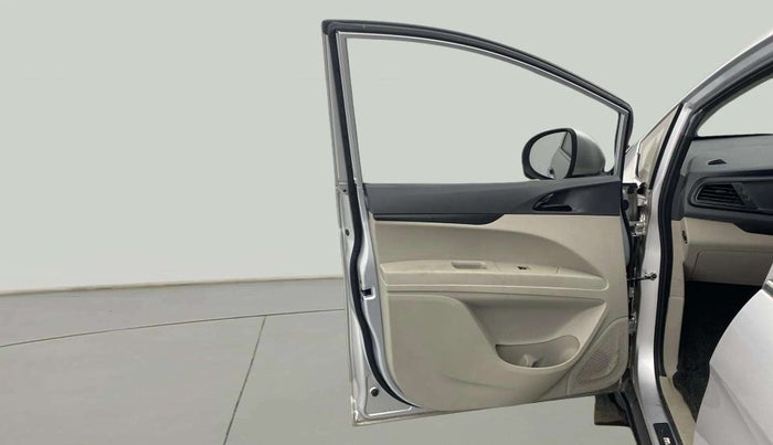 2020 Mahindra MARAZZO M4+ 8 STR, Diesel, Manual, 62,562 km, LHS Front Door