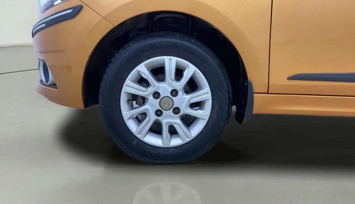 2018 Tata Tiago XZA PETROL, Petrol, Automatic, 26,033 km, Left Front Wheel