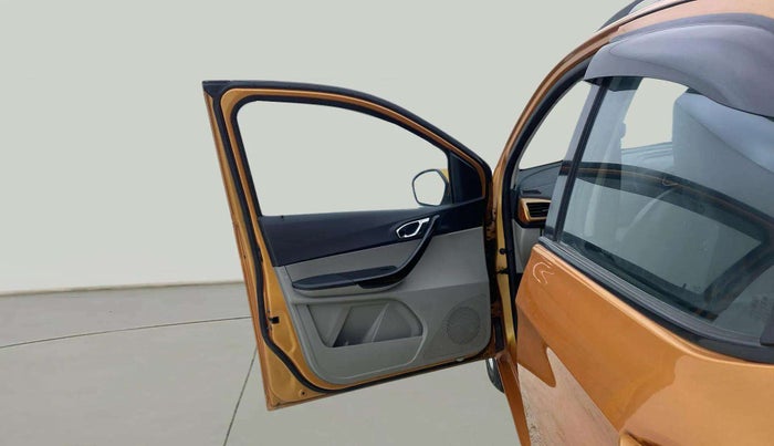 2018 Tata Tiago XZA PETROL, Petrol, Automatic, 26,033 km, LHS Front Door