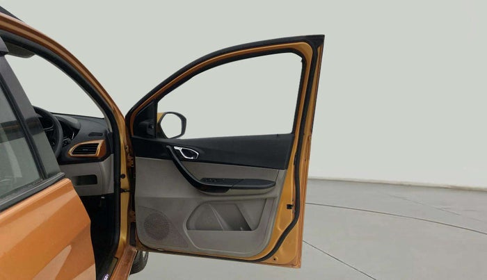 2018 Tata Tiago XZA PETROL, Petrol, Automatic, 26,033 km, RHS Front Door