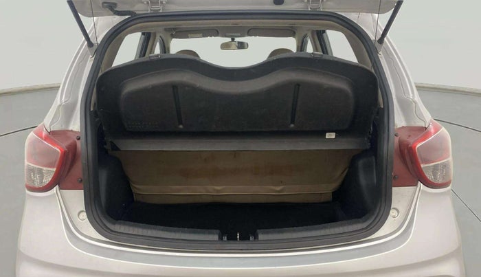 2017 Hyundai Grand i10 SPORTZ (O) AT 1.2 KAPPA VTVT, Petrol, Automatic, 57,629 km, Boot Open Zoomed View