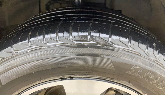 2018 Tata NEXON XZ PLUS DIESEL, Diesel, Manual, 87,759 km, Right Front Tyre Tread