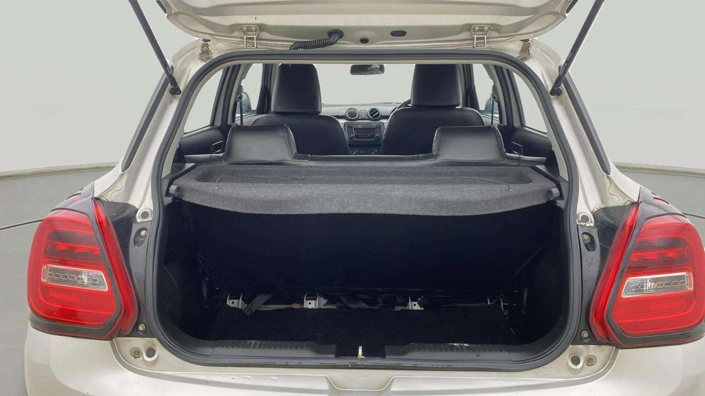 2020 Maruti Swift VXI AMT, Petrol, Automatic, 50,496 km, Boot Inside