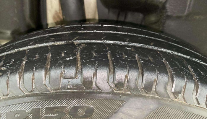 2020 Maruti Swift VXI AMT, Petrol, Automatic, 50,496 km, Right Rear Tyre Tread