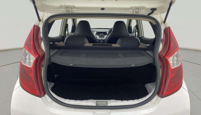 2016 Hyundai Eon MAGNA +, Petrol, Manual, 26,278 km, Boot Inside