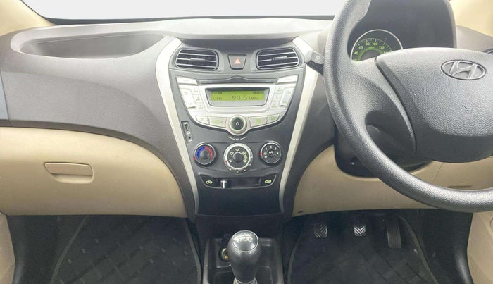 2016 Hyundai Eon MAGNA +, Petrol, Manual, 26,278 km, Air Conditioner