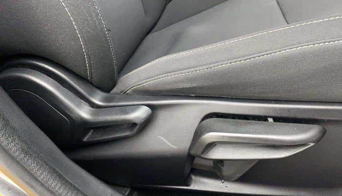 2023 Tata NEXON CREATIVE PLUS 1.2 REVOTRON 6 AMT, Petrol, Automatic, 17,196 km, Driver Side Adjustment Panel