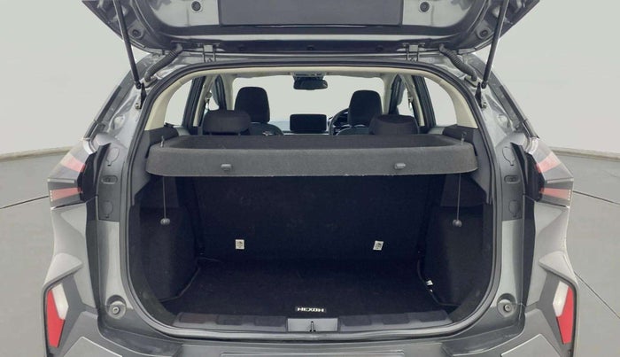2023 Tata NEXON CREATIVE PLUS 1.2 REVOTRON 6 AMT, Petrol, Automatic, 17,196 km, Boot Inside
