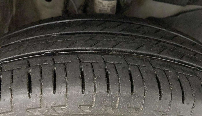 2022 Honda Amaze 1.2L I-VTEC S CVT, Petrol, Automatic, 19,959 km, Right Front Tyre Tread