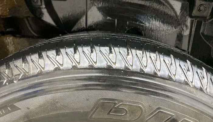 2023 Maruti JIMNY ALPHA ALL GRIP PRO MT, Petrol, Manual, 64,281 km, Right Rear Tyre Tread