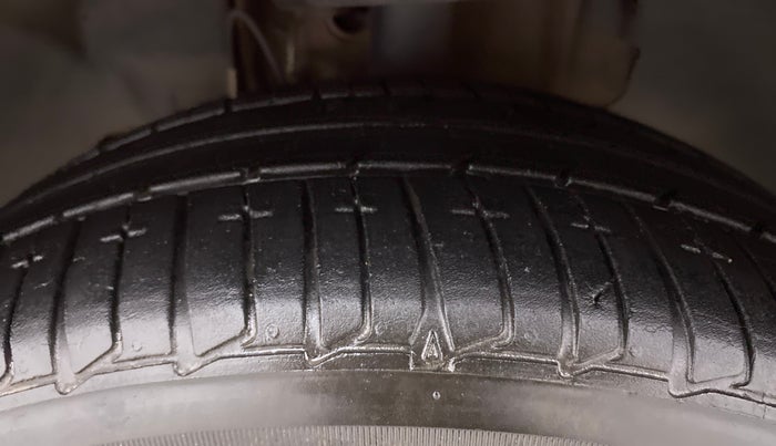 2021 Tata Tiago XZ+ 1.2 Revotron, Petrol, Manual, 29,189 km, Left Front Tyre Tread