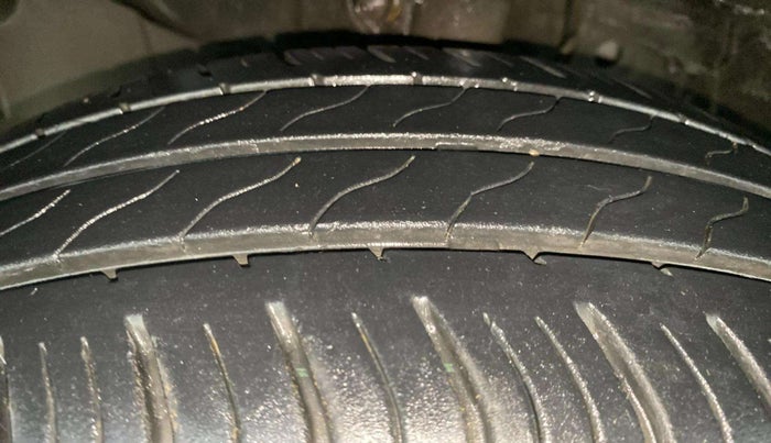 2023 Honda Amaze 1.2L I-VTEC VX, Petrol, Manual, 29,320 km, Left Front Tyre Tread