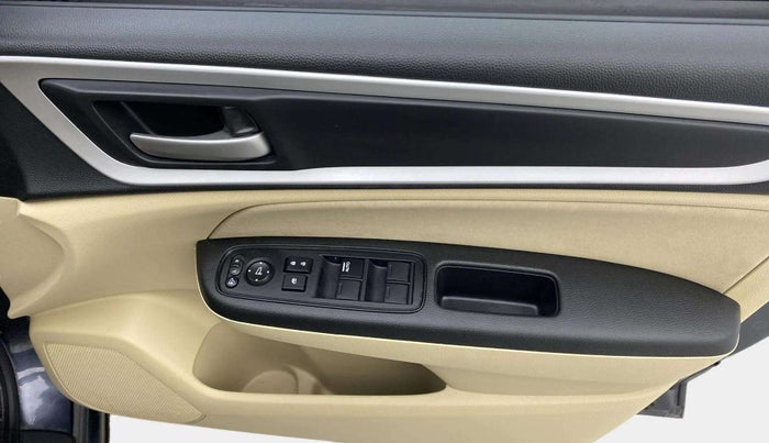 2023 Honda Amaze 1.2L I-VTEC VX, Petrol, Manual, 29,320 km, Driver Side Door Panels Control