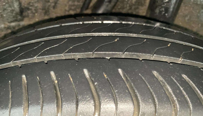 2023 Honda Amaze 1.2L I-VTEC VX, Petrol, Manual, 29,320 km, Left Rear Tyre Tread