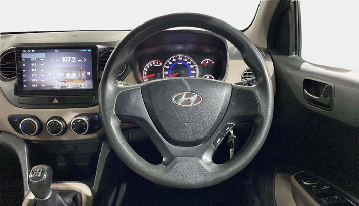 2016 Hyundai Grand i10 MAGNA 1.2 KAPPA VTVT, Petrol, Manual, 72,655 km, Steering Wheel Close Up