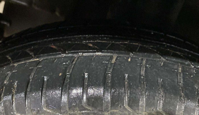 2022 Tata Tiago XT CNG, CNG, Manual, 49,315 km, Right Rear Tyre Tread