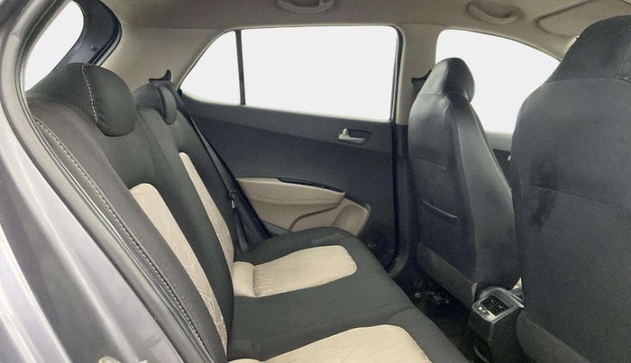 2014 Hyundai Grand i10 SPORTZ 1.2 KAPPA VTVT, Petrol, Manual, 42,111 km, Right Side Rear Door Cabin