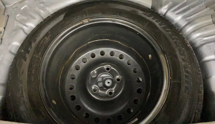 2022 Mahindra XUV300 W8 (O) 1.5 DIESEL, Diesel, Manual, 53,875 km, Spare Tyre