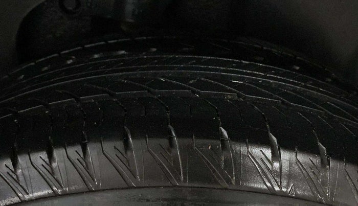 2022 Tata Safari XT PLUS, Diesel, Manual, 23,715 km, Left Rear Tyre Tread