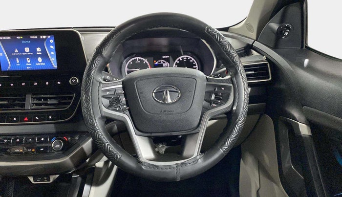 2022 Tata Safari XT PLUS, Diesel, Manual, 23,715 km, Steering Wheel Close Up