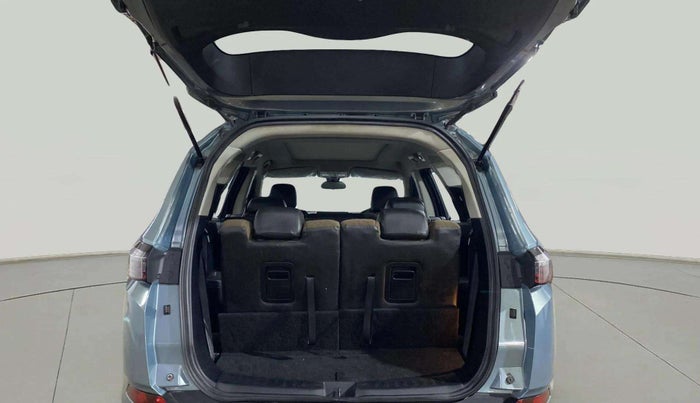 2022 Tata Safari XT PLUS, Diesel, Manual, 23,715 km, Boot Inside