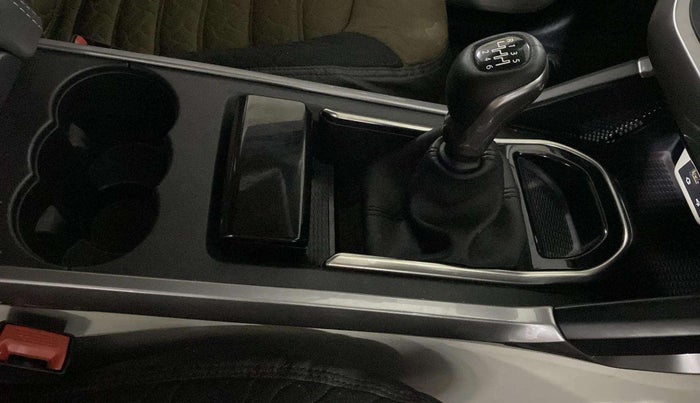 2022 Tata Safari XT PLUS, Diesel, Manual, 23,715 km, Pedals