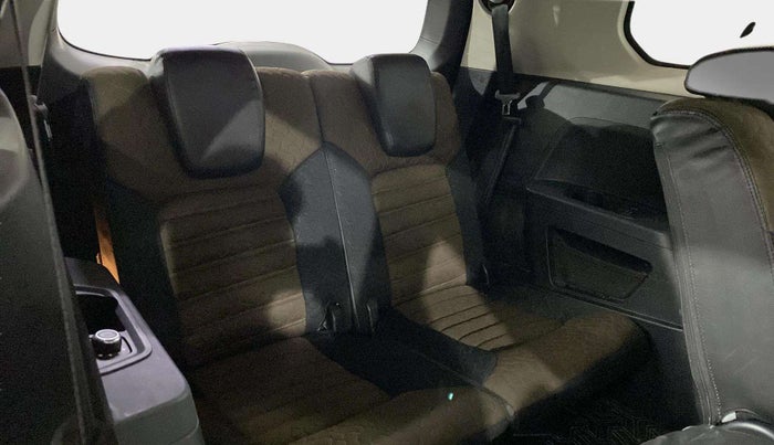 2022 Tata Safari XT PLUS, Diesel, Manual, 23,715 km, Third Seat Row ( optional )