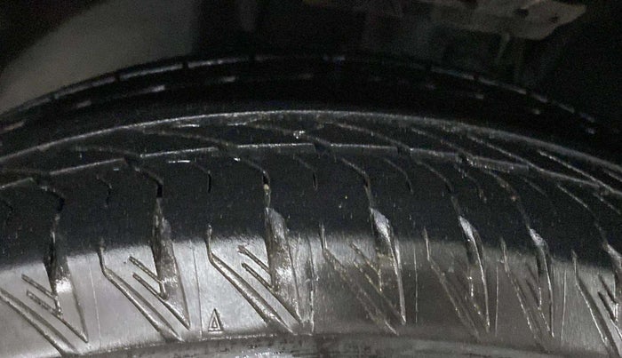 2022 Tata Safari XT PLUS, Diesel, Manual, 23,715 km, Left Front Tyre Tread