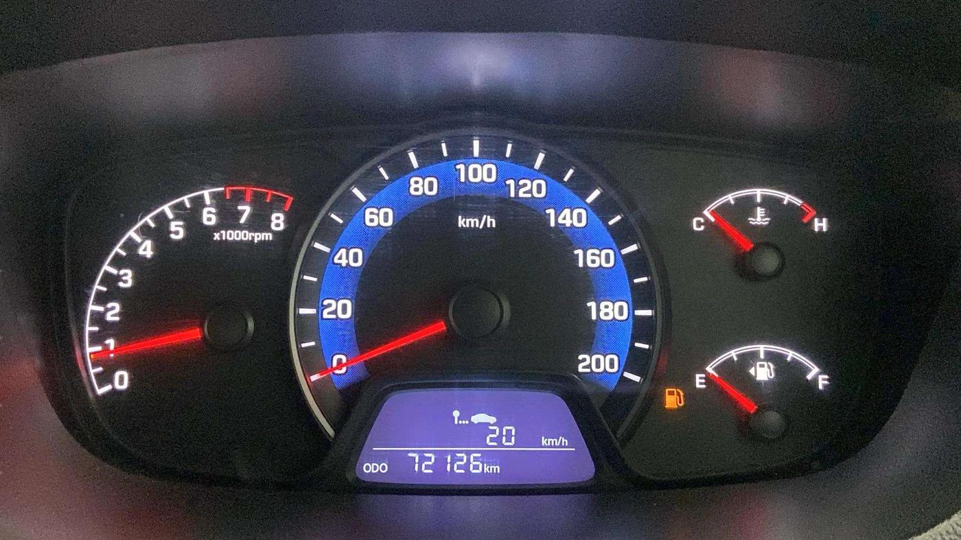 2015 Hyundai Xcent SX 1.2, Petrol, Manual, 72,073 km, Odometer Image