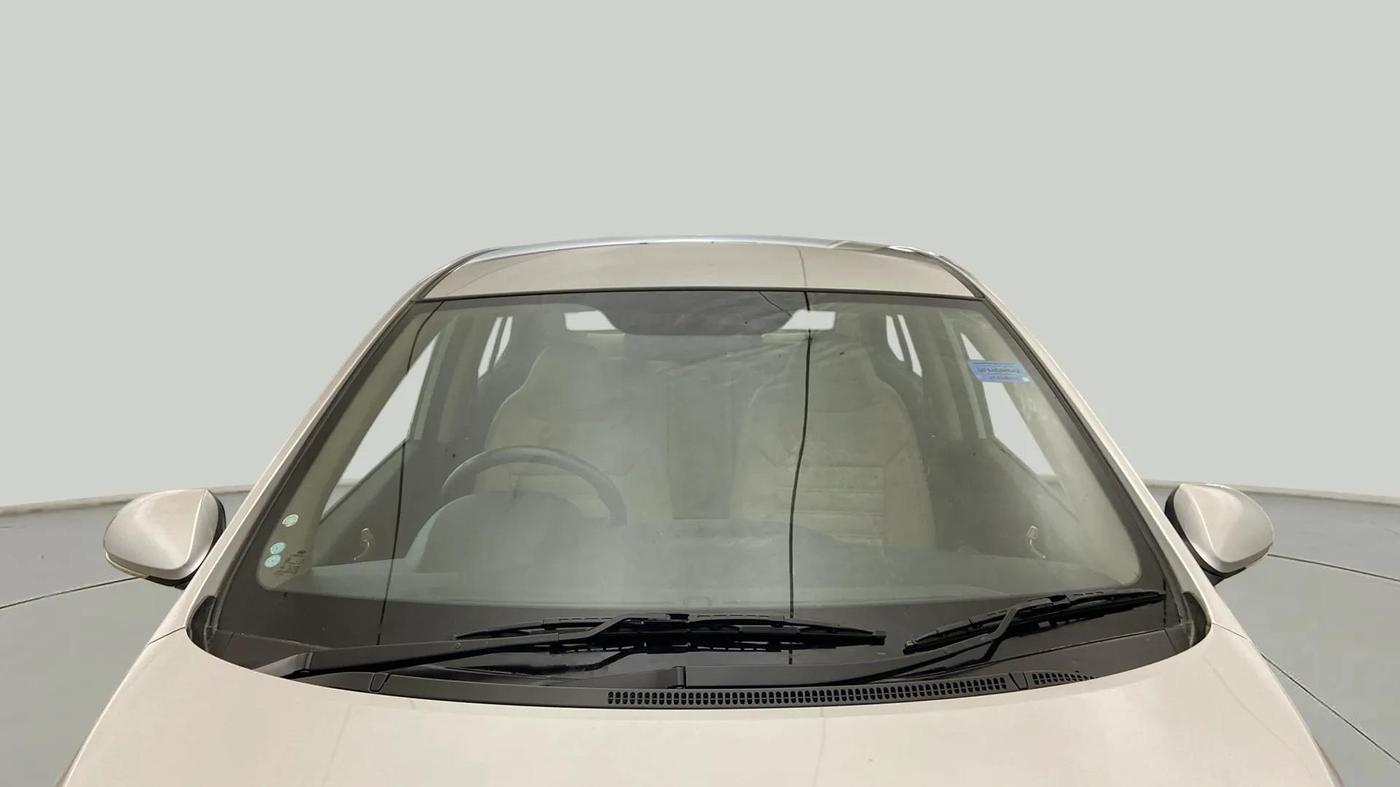 2015 Hyundai Xcent SX 1.2, Petrol, Manual, 72,073 km, Front Windshield