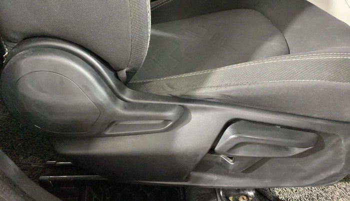 2022 Tata NEXON XZ PLUS PETROL, Petrol, Manual, 50,447 km, Driver Side Adjustment Panel