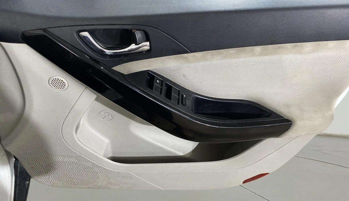 2022 Tata NEXON XZ PLUS PETROL, Petrol, Manual, 50,447 km, Driver Side Door Panels Control