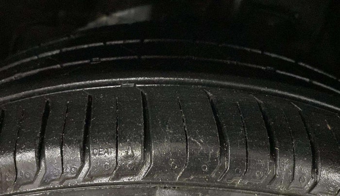 2022 Tata NEXON XZ PLUS PETROL, Petrol, Manual, 50,447 km, Left Front Tyre Tread