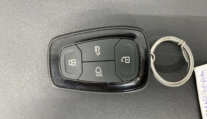 2022 Tata NEXON XZ PLUS PETROL, Petrol, Manual, 50,447 km, Key Close Up