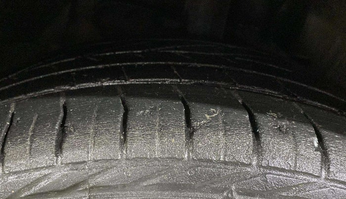 2022 Tata NEXON XZ PLUS PETROL, Petrol, Manual, 50,447 km, Right Front Tyre Tread