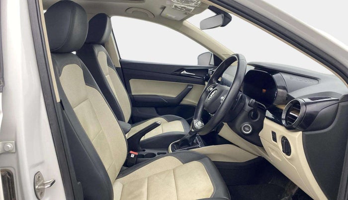 2023 Skoda SLAVIA STYLE 1.0L TSI AT, Petrol, Automatic, 21,051 km, Right Side Front Door Cabin