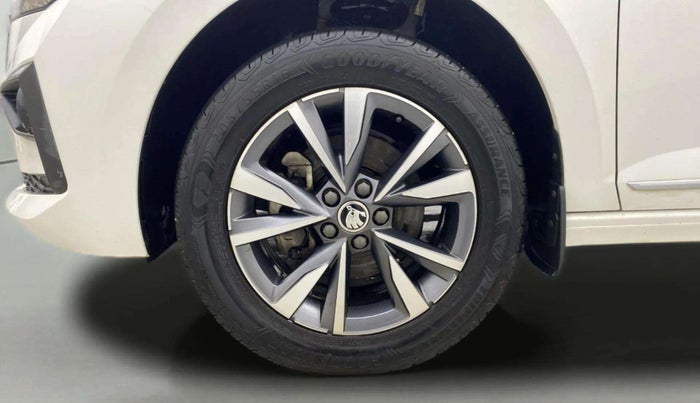 2023 Skoda SLAVIA STYLE 1.0L TSI AT, Petrol, Automatic, 21,051 km, Left Front Wheel