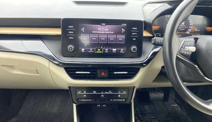 2023 Skoda SLAVIA STYLE 1.0L TSI AT, Petrol, Automatic, 21,051 km, Air Conditioner