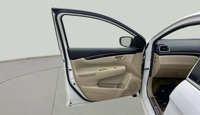 2018 Maruti Ciaz ALPHA 1.4 PETROL, Petrol, Manual, 1,01,485 km, LHS Front Door
