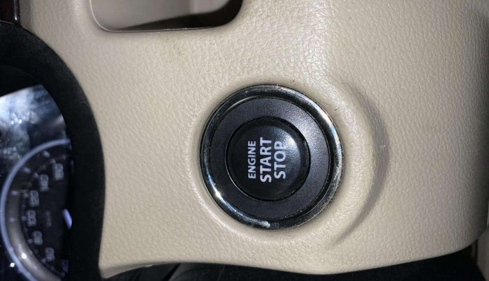 2018 Maruti Ciaz ALPHA 1.4 PETROL, Petrol, Manual, 1,01,485 km, Keyless Start/ Stop Button