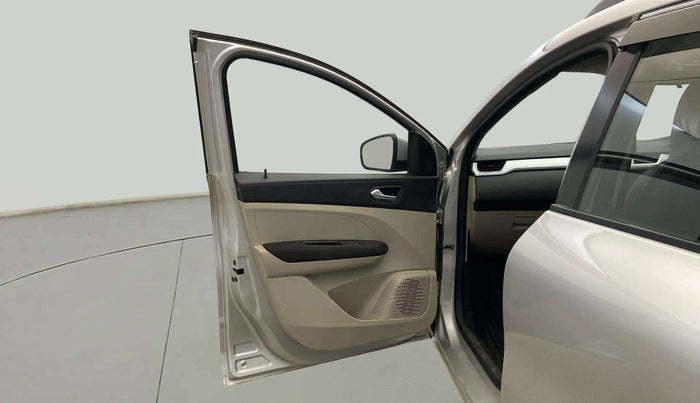 2021 Renault TRIBER RXZ, Petrol, Manual, 17,335 km, LHS Front Door