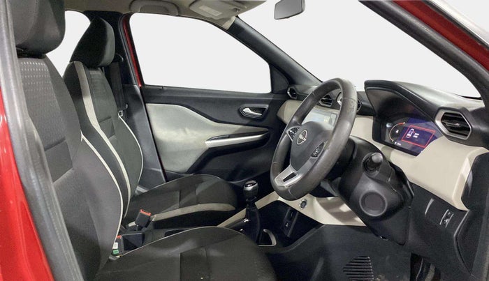 2022 Nissan MAGNITE XV MT, Petrol, Manual, 62,987 km, Right Side Front Door Cabin