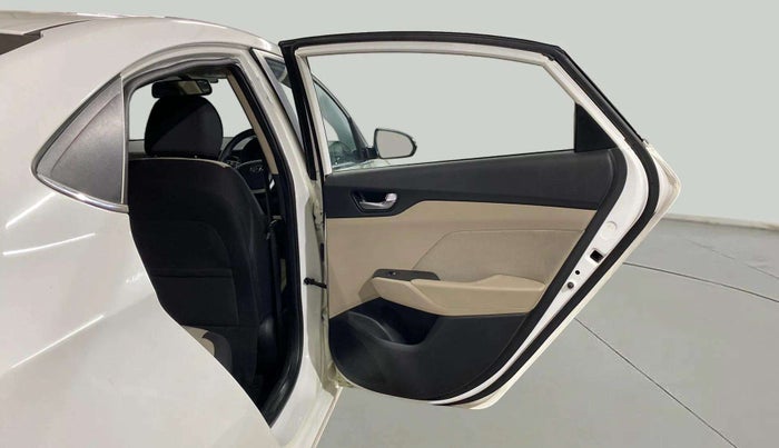 2019 Hyundai Verna 1.6 VTVT SX, Petrol, Manual, 40,405 km, RHS Rear Door