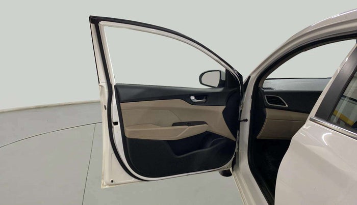2019 Hyundai Verna 1.6 VTVT SX, Petrol, Manual, 40,405 km, LHS Front Door