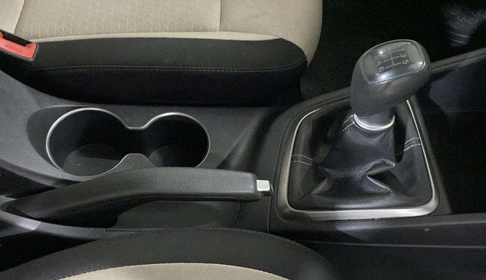 2019 Hyundai Verna 1.6 VTVT SX, Petrol, Manual, 40,405 km, Gear Lever