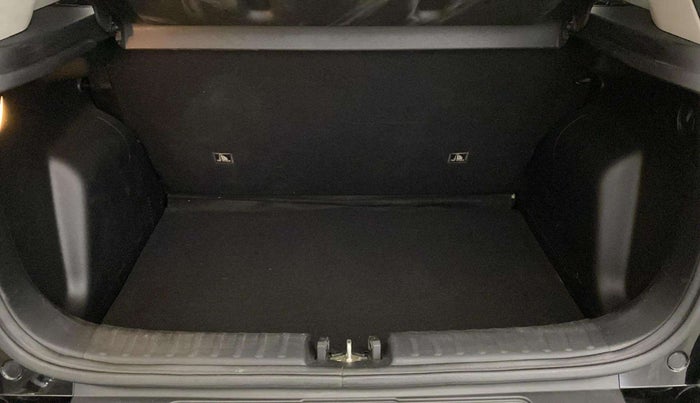 2022 KIA SONET HTX ANNIVERSARY EDITION 1.5, Diesel, Manual, 31,612 km, Boot Open Zoomed View