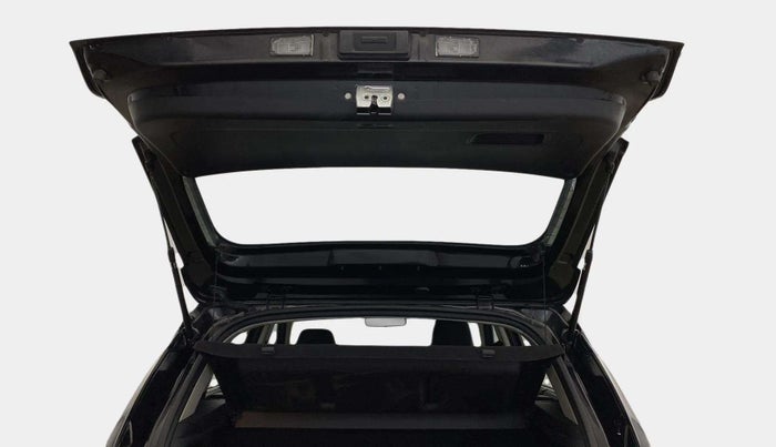 2022 KIA SONET HTX ANNIVERSARY EDITION 1.5, Diesel, Manual, 31,612 km, Boot Door Open